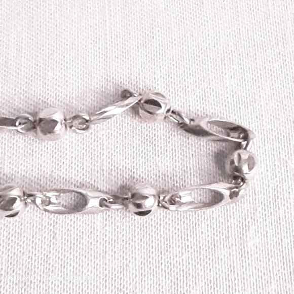 Dainty Bracelet Silver Tone Ball And Long Chain Links Lobster Claw Clasp - Picture 5 of 7